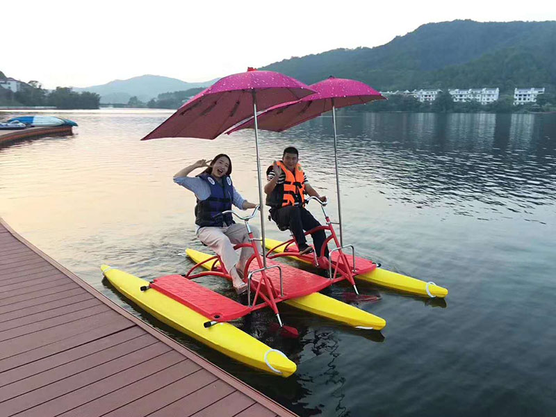 水上雙人哈雷自行車(chē)